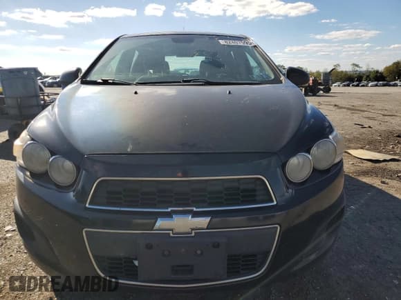 ✅ 2012 Chevrolet Sonic LS • VIN: 1G1JB6SH5C4213911 • Lot: 82407995. Listed on Copart with 214,419 mi. Free auction sales archive from the USA and detailed vehicle history report at DreamBid. Image 5.