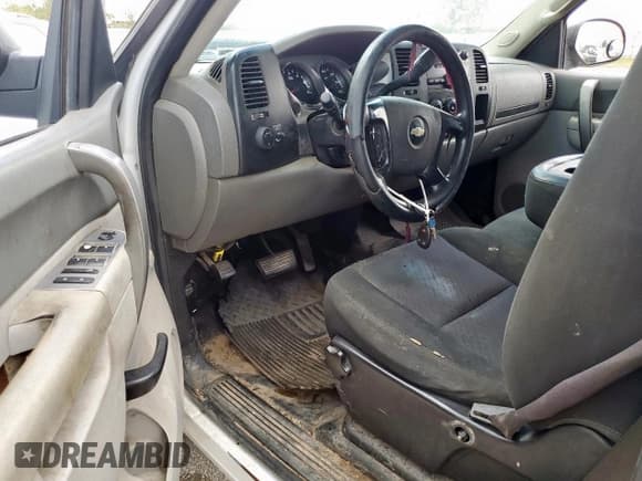 ✅ 2013 Chevrolet Silverado 2500HD Work Truck • VIN: 1GB2CVCG6DZ146026 • Лот: 92304325. Опубликован ранее на Copart с пробегом Не указан. Бесплатный доступ к архиву аукционных продаж из США и подробный отчёт об истории автомобиля на DreamBid. Изображение 8.