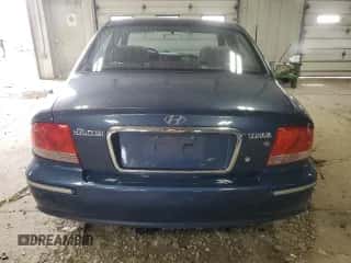 2004 Hyundai Sonata GLS z VIN KMHWF35H94A019697, wystawiony jako Copart lot #51681035 z przebiegiem 174 304 mil mil oraz Czysty tytuł • Clean title. Historia ofert i sprzedaży dostępna na DreamBid. Obrazek 6.