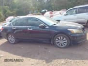 ✅ 2011 Honda Accord EX-L • VIN: 1HGCP3F81BA001373 • Lot: 43265691. Wystawiony na IAAI z przebiegiem 233 749 mil. Bezpłatny archiwum sprzedaży aukcyjnych z USA i szczegółowy raport historii pojazdu na DreamBid. Zdjęcie 13.