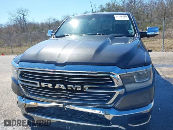 2022 Ram 1500 Laramie z VIN 1C6RREJT8NN337004, wystawiony jako IAAI lot #41700360 z przebiegiem 67 905 mil mil oraz . Historia ofert i sprzedaży dostępna na DreamBid. Obrazek 12.