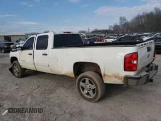 2008 Chevrolet Silverado 3500HD SRW Work Truck с VIN 1GCHC33K48F100412, выставлен на аукционе Copart как лот 44030635 с пробегом 275 913 миль миль и Списание • Salvage title. История ставок и продаж доступна на DreamBid. Изображение 2.