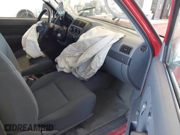 ✅ 2002 Nissan Frontier XE • VIN: 1N6DD26S12C330285 • Lot: 42981360. Listed on IAAI with 89,797 mi. Free auction sales archive from the USA and detailed vehicle history report at DreamBid. Image 5.