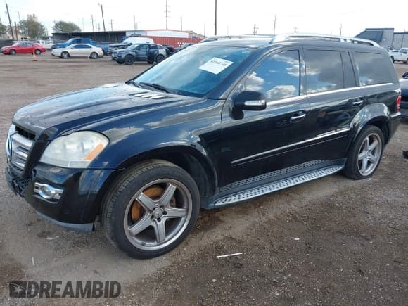 ✅ 2008 Mercedes-Benz GL 550 • VIN: 4JGBF86E78A308289 • Лот: 43160745. Опубликован ранее на IAAI с пробегом 196 768 миль. Бесплатный доступ к архиву аукционных продаж из США и подробный отчёт об истории автомобиля на DreamBid. Изображение 2.