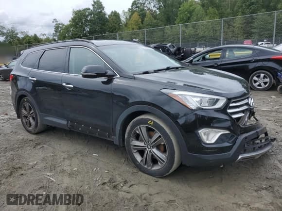 ✅ 2015 Hyundai Santa Fe Limited • VIN: KM8SN4HF3FU095077 • Лот: 72891354. Опубликован ранее на Copart с пробегом 141 235 миль. Бесплатный доступ к архиву аукционных продаж из США и подробный отчёт об истории автомобиля на DreamBid. Изображение 4.
