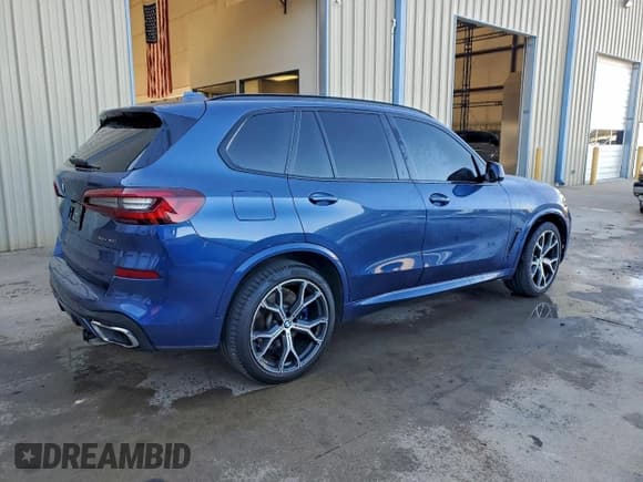 ✅ 2021 BMW X5 xDrive40i • VIN: 5UXCR6C07M9F48999 • Lot: 91269195. Wystawiony na Copart z przebiegiem 114 025 mil. Bezpłatny archiwum sprzedaży aukcyjnych z USA i szczegółowy raport historii pojazdu na DreamBid. Zdjęcie 3.