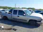 2004 Chevrolet Silverado 1500 z VIN 2GCEK19T441300993, wystawiony jako IAAI lot #43251806 z przebiegiem 143 240 mil mil oraz . Historia ofert i sprzedaży dostępna na DreamBid. Obrazek 12.