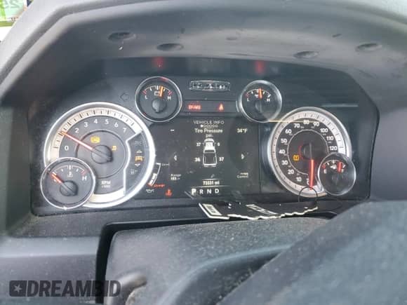 2018 Ram 1500 SLT z VIN 1C6RR7GT0JS141766, wystawiony jako Copart lot #47302265 z przebiegiem 73 331 mil mil oraz Szkoda całkowita • Salvage title. Historia ofert i sprzedaży dostępna na DreamBid. Obrazek 9.