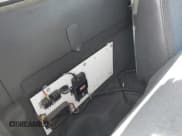 ✅ 2004 Chevrolet Silverado 1500 • VIN: 1GBHC24294E269886 • Lot: 43643647. Listed on IAAI with 198,507 mi. Free auction sales archive from the USA and detailed vehicle history report at DreamBid. Image 8.