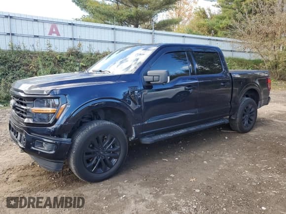 ✅ 2024 Ford F-150 XLT • VIN: 1FTEW3LP6RFA36932 • Lot: 82413815. Wystawiony na Copart z przebiegiem 33 406 mil. Bezpłatny archiwum sprzedaży aukcyjnych z USA i szczegółowy raport historii pojazdu na DreamBid. Zdjęcie 1.