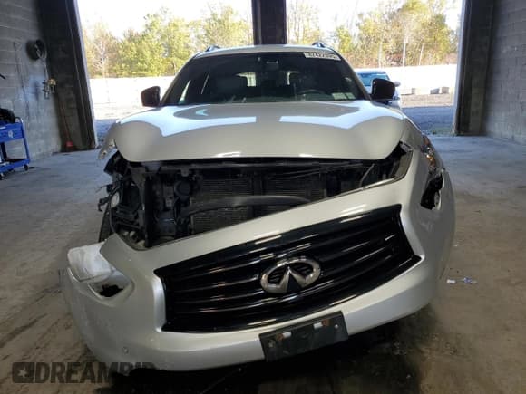 ✅ 2015 Infiniti QX70 • VIN: JN8CS1MW1FM480891 • Lot: 86780525. Listed on Copart with 122,309 mi. Free auction sales archive from the USA and detailed vehicle history report at DreamBid. Image 5.