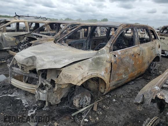 ✅ 2013 Chevrolet Captiva Sport LT • VIN: 3GNAL3EK4DS588434 • Lot: 46614605. Wystawiony na Copart z przebiegiem 168 271 mil. Bezpłatny archiwum sprzedaży aukcyjnych z USA i szczegółowy raport historii pojazdu na DreamBid. Zdjęcie 1.