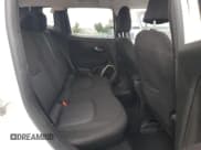 ✅ 2017 Jeep Renegade Latitude • VIN: ZACCJBBB0HPG60811 • Lot: 90955845. Wystawiony na Copart z przebiegiem 124 637 mil. Bezpłatny archiwum sprzedaży aukcyjnych z USA i szczegółowy raport historii pojazdu na DreamBid. Zdjęcie 11.