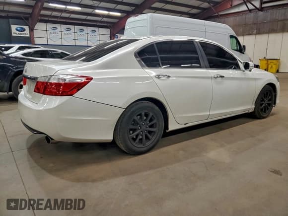 ✅ 2013 Honda Accord EX-L • VIN: 1HGCR2F87DA150071 • Лот: 92241715. Опубликован ранее на Copart с пробегом 113 634 миль. Бесплатный доступ к архиву аукционных продаж из США и подробный отчёт об истории автомобиля на DreamBid. Изображение 3.