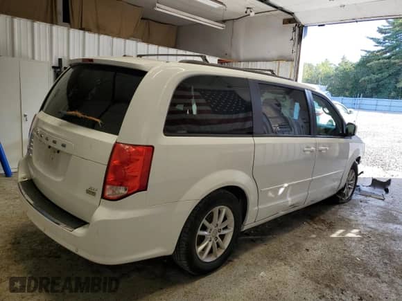 2014 Dodge Grand Caravan SXT z VIN 2C4RDGCG2ER388813, wystawiony jako Copart lot #85200605 z przebiegiem 103 860 mil mil oraz Szkoda całkowita • Salvage title. Historia ofert i sprzedaży dostępna na DreamBid. Obrazek 3.