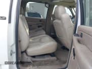 ✅ 2004 Chevrolet Suburban LT • VIN: 1GNFK16T04J251796 • Лот: 41691891. Опубликован ранее на IAAI с пробегом 237 489 миль. Бесплатный доступ к архиву аукционных продаж из США и подробный отчёт об истории автомобиля на DreamBid. Изображение 8.