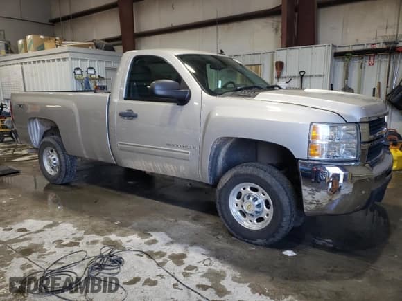 ✅ 2009 Chevrolet Silverado 2500HD LT • VIN: 1GCHK54K79F164846 • Лот: 56348445. Опубликован ранее на Copart с пробегом 63 424 миль. Бесплатный доступ к архиву аукционных продаж из США и подробный отчёт об истории автомобиля на DreamBid. Изображение 4.