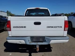 ✅ 2004 Dodge Dakota Sport • VIN: 1D7HL38N54S641561 • Lot: 53960175. Wystawiony na Copart z przebiegiem 85 785 mil. Bezpłatny archiwum sprzedaży aukcyjnych z USA i szczegółowy raport historii pojazdu na DreamBid. Zdjęcie 6.