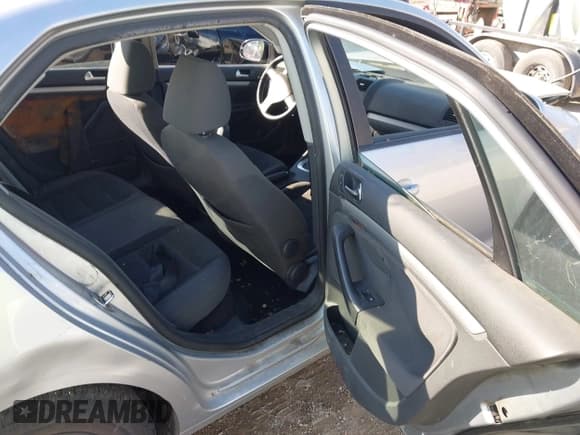 ✅ 2009 Volkswagen Jetta S • VIN: 3VWJM71K69M005535 • Лот: 43598874. Опубликован ранее на IAAI с пробегом 170 971 миль. Бесплатный доступ к архиву аукционных продаж из США и подробный отчёт об истории автомобиля на DreamBid. Изображение 8.