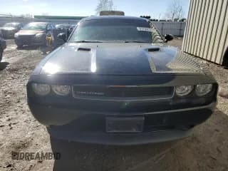 ✅ 2012 Dodge Challenger SXT • VIN: 2C3CDYAG8CH194213 • Lot: 87436274. Wystawiony na Copart z przebiegiem 146 972 mil. Bezpłatny archiwum sprzedaży aukcyjnych z USA i szczegółowy raport historii pojazdu na DreamBid. Zdjęcie 5.