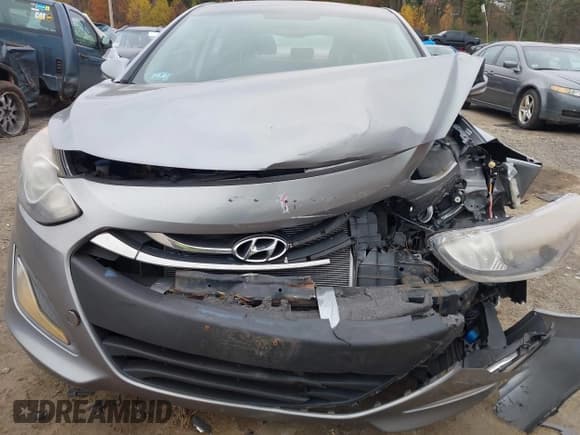 ✅ 2014 Hyundai Elantra • VIN: KMHD35LH2EU173814 • Lot: 43545766. Listed on IAAI with 131,538 mi. Free auction sales archive from the USA and detailed vehicle history report at DreamBid. Image 6.
