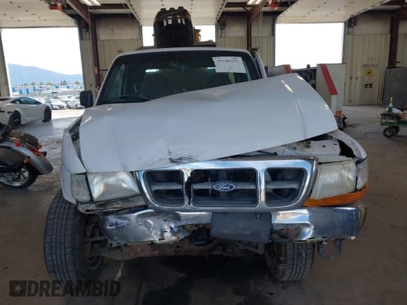 ✅ 2000 Ford Ranger XL • VIN: 1FTZR15V0YPB21492 • Lot: 42195075. Wystawiony na IAAI z przebiegiem 160 072 mil. Bezpłatny archiwum sprzedaży aukcyjnych z USA i szczegółowy raport historii pojazdu na DreamBid. Zdjęcie 13.