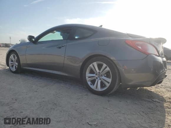 ✅ 2011 Hyundai Genesis Coupe Grand Touring • VIN: KMHHU6KH0BU046206 • Lot: 54148105. Wystawiony na Copart z przebiegiem 126 083 mil. Bezpłatny archiwum sprzedaży aukcyjnych z USA i szczegółowy raport historii pojazdu na DreamBid. Zdjęcie 2.