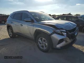 ✅ 2022 Hyundai Tucson SEL • VIN: 5NMJBCAE9NH137763 • Lot: 37283003. Wystawiony na Copart z przebiegiem 6 249 mil. Bezpłatny archiwum sprzedaży aukcyjnych z USA i szczegółowy raport historii pojazdu na DreamBid. Zdjęcie 4.