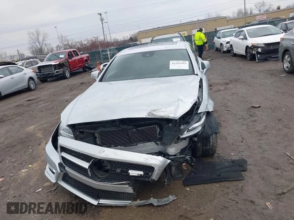 ✅ 2014 Mercedes-Benz CLS 550 • VIN: WDDLJ9BB9EA099809 • Lot: 41565193. Listed on IAAI with 61,768 mi. Free auction sales archive from the USA and detailed vehicle history report at DreamBid. Image 6.