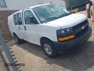 ✅ 2023 Chevrolet Express Cargo • VIN: 1GCWGAFP8P1259579 • Lot: 42040508. Listed on IAAI with 25,681 mi. Free auction sales archive from the USA and detailed vehicle history report at DreamBid. Image 1.