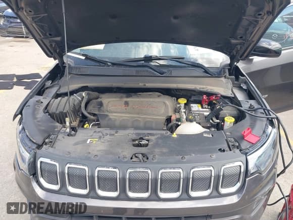 ✅ 2022 Jeep Compass Latitude • VIN: 3C4NJDBB5NT165433 • Lot: 43430293. Listed on IAAI with 34,505 mi. Free auction sales archive from the USA and detailed vehicle history report at DreamBid. Image 10.