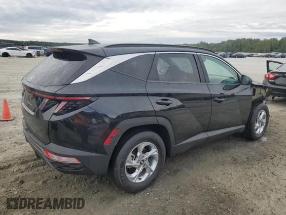 ✅ 2022 Hyundai Tucson SEL • VIN: 5NMJB3AE7NH064215 • Lot: 70416854. Wystawiony na Copart z przebiegiem 41 095 mil. Bezpłatny archiwum sprzedaży aukcyjnych z USA i szczegółowy raport historii pojazdu na DreamBid. Zdjęcie 3.
