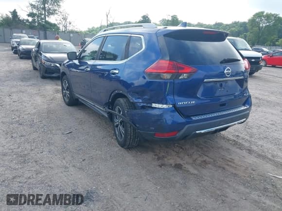 ✅ 2017 Nissan Rogue SL • VIN: 5N1AT2MVXHC780740 • Lot: 42734053. Listed on IAAI with 165,596 mi. Free auction sales archive from the USA and detailed vehicle history report at DreamBid. Image 3.