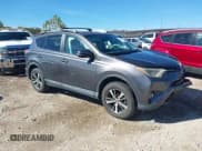 ✅ 2017 Toyota RAV4 XLE • VIN: 2T3WFREV9HW355953 • Лот: 43591657. Опубликован ранее на IAAI с пробегом 133 654 миль. Бесплатный доступ к архиву аукционных продаж из США и подробный отчёт об истории автомобиля на DreamBid. Изображение 1.