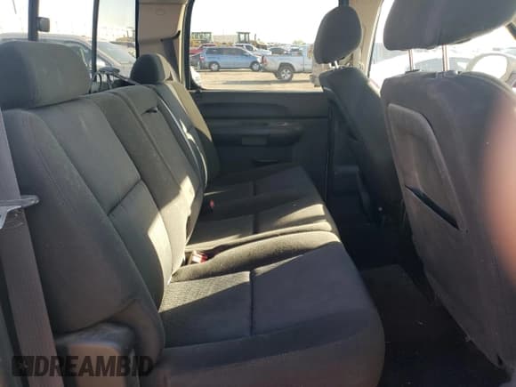 ✅ 2011 Chevrolet Silverado 1500 LT • VIN: 3GCPKSE35BG239484 • Lot: 70663484. Listed on Copart with 227,833 mi. Free auction sales archive from the USA and detailed vehicle history report at DreamBid. Image 10.