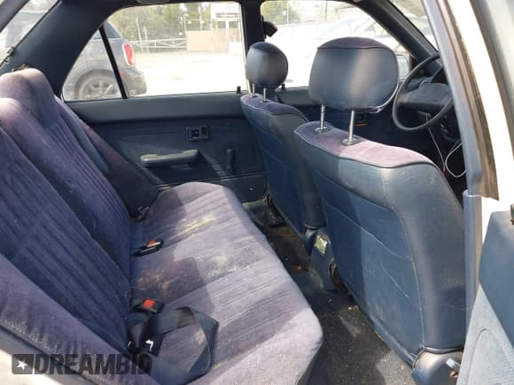 ✅ 1992 Toyota Corolla • VIN: JT2AE94A4N0273648 • Лот: 42040920. Опубликован ранее на IAAI с пробегом 174 177 миль. Бесплатный доступ к архиву аукционных продаж из США и подробный отчёт об истории автомобиля на DreamBid. Изображение 8.