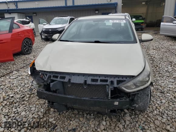 ✅ 2018 Hyundai Accent SE • VIN: 3KPC24A31JE032634 • Лот: 79111084. Опубликован ранее на Copart с пробегом 69 173 миль. Бесплатный доступ к архиву аукционных продаж из США и подробный отчёт об истории автомобиля на DreamBid. Изображение 5.