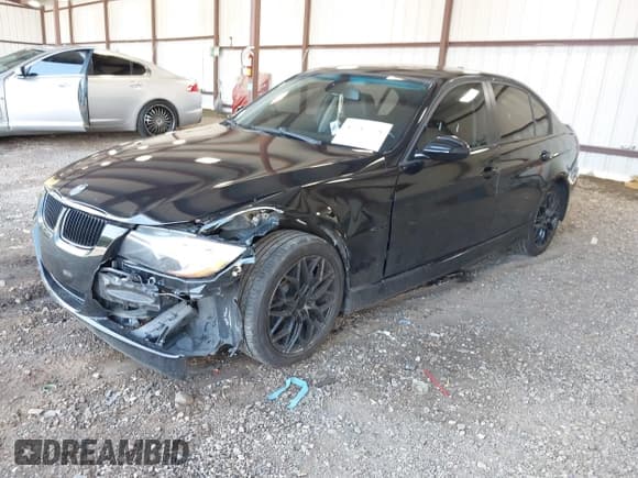 ✅ 2006 BMW 3 Series 325xi • VIN: WBAVD13596KV08615 • Lot: 42787778. Listed on IAAI with 153,928 mi. Free auction sales archive from the USA and detailed vehicle history report at DreamBid. Image 17.