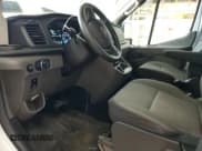 ✅ 2021 Ford Transit Passenger XL • VIN: 1FBAX2C83MKA31321 • Лот: 70137365. Опубликован ранее на Copart с пробегом 81 764 миль. Бесплатный доступ к архиву аукционных продаж из США и подробный отчёт об истории автомобиля на DreamBid. Изображение 8.