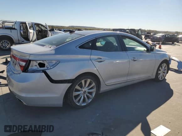 ✅ 2017 Hyundai Azera Limited • VIN: KMHFH4JG2HA588510 • Lot: 81625064. Wystawiony na Copart z przebiegiem 38 664 mil mil. Skorzystaj z bezpłatnego archiwum sprzedaży aukcyjnych z USA i zobacz szczegółowy raport historii pojazdu na DreamBid. Zdjęcie 3.