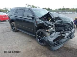 2018 Chevrolet Tahoe Premier z VIN 1GNSKCKJ2JR253934, wystawiony jako IAAI lot #43286410 z przebiegiem 132 367 mil mil oraz . Historia ofert i sprzedaży dostępna na DreamBid. Obrazek 1.
