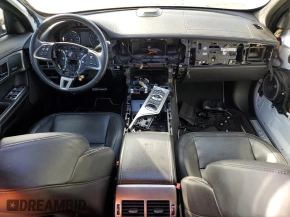 ✅ 2013 Jaguar XF • VIN: SAJWA8JC7DMS77243 • Lot: 77583544. Wystawiony na Copart z przebiegiem Nie podano. Bezpłatny archiwum sprzedaży aukcyjnych z USA i szczegółowy raport historii pojazdu na DreamBid. Zdjęcie 8.