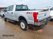 ✅ 2019 Ford F-250 XL • VIN: 1FT7W2B67KEC20297 • Lot: 42031558. Listed on IAAI with 215,462 mi. Free auction sales archive from the USA and detailed vehicle history report at DreamBid. Image 3.