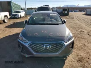 ✅ 2020 Hyundai Ioniq SE • VIN: KMHC75LC2LU205775 • Lot: 44127385. Wystawiony na Copart z przebiegiem 94 788 mil. Bezpłatny archiwum sprzedaży aukcyjnych z USA i szczegółowy raport historii pojazdu na DreamBid. Zdjęcie 5.