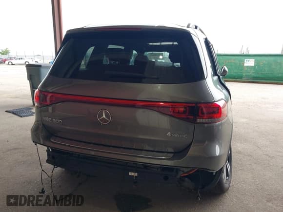 ✅ 2023 Mercedes-Benz EQB 300 • VIN: W1N9M0KBXPN023723 • Lot: 42588440. Wystawiony na IAAI z przebiegiem 20 810 mil. Bezpłatny archiwum sprzedaży aukcyjnych z USA i szczegółowy raport historii pojazdu na DreamBid. Zdjęcie 16.