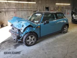 2009 MINI Hardtop with VIN WMWMF33559TU73605, listed as a Copart auction lot 80503115 with Not provided miles and Salvage title. Bid and sale history available at DreamBid. Image 1.