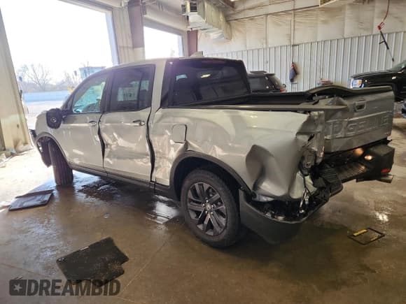 ✅ 2025 Honda Ridgeline Sport • VIN: 5FPYK3F11SB001801 • Lot: 92309205. Wystawiony na Copart z przebiegiem 4 505 mil. Bezpłatny archiwum sprzedaży aukcyjnych z USA i szczegółowy raport historii pojazdu na DreamBid. Zdjęcie 2.