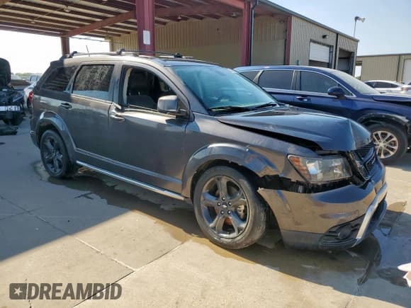 ✅ 2018 Dodge Journey Crossroad • VIN: 3C4PDCGG8JT500824 • Lot: 72079645. Wystawiony na Copart z przebiegiem 95 932 mil. Bezpłatny archiwum sprzedaży aukcyjnych z USA i szczegółowy raport historii pojazdu na DreamBid. Zdjęcie 4.