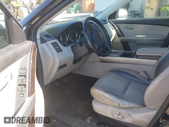 ✅ 2011 Mazda CX-9 Grand Touring • VIN: JM3TB3DV8B0306257 • Lot: 43648871. Wystawiony na IAAI z przebiegiem 176 320 mil. Bezpłatny archiwum sprzedaży aukcyjnych z USA i szczegółowy raport historii pojazdu na DreamBid. Zdjęcie 5.