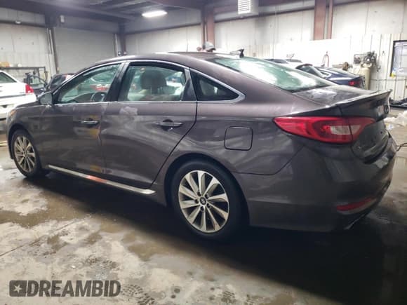 ✅ 2017 Hyundai Sonata Sport • VIN: 5NPE34AFXHH592268 • Лот: 73008452. Опубликован ранее на Copart с пробегом 179 130 миль. Бесплатный доступ к архиву аукционных продаж из США и подробный отчёт об истории автомобиля на DreamBid. Изображение 2.